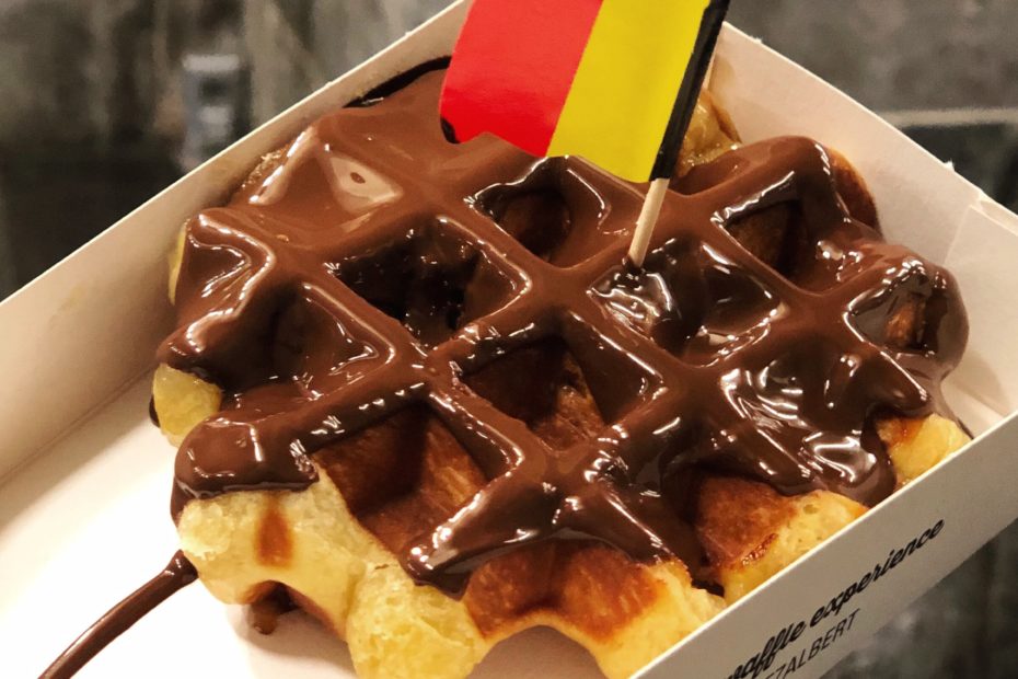 Belgian Liège Waffle with Chocolate Chez Albert