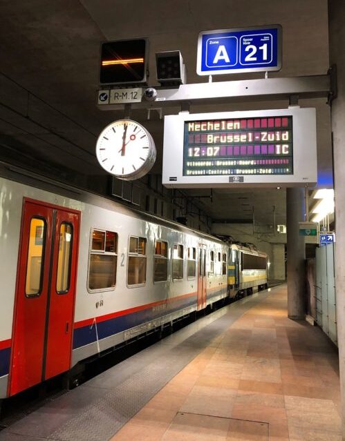 Inter-City Train from Mechelen to Brussels South