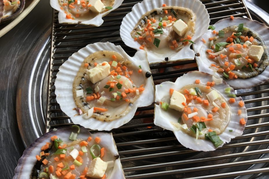 Barbecued Shellfish in Busan