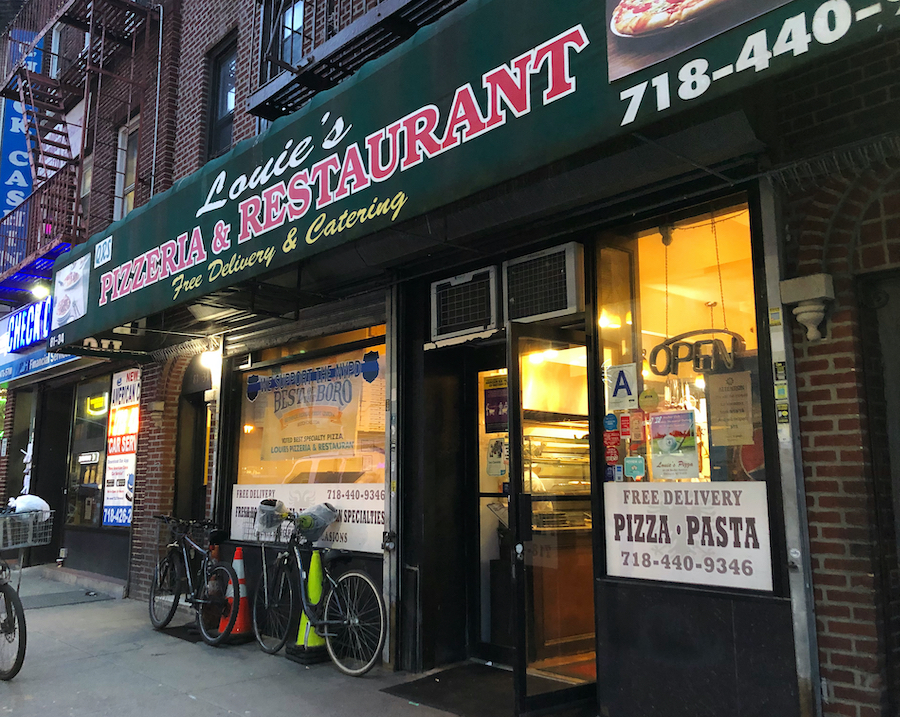 Louie's Pizzeria & Restaurant Storefront